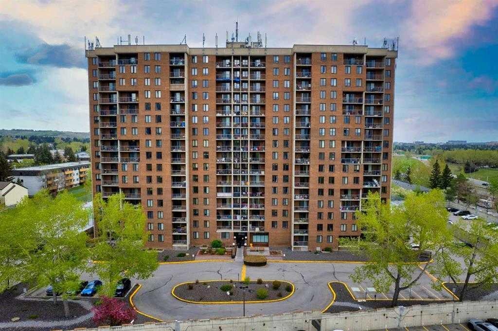 Photo of 4944 Dalton Drive NW #410, Calgary, AB T3A 2E6 (MLS # A2328864)