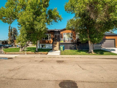 Photo of 2021 15TH Street, Coaldale, AB T1M 1A1 (MLS # A2345441)