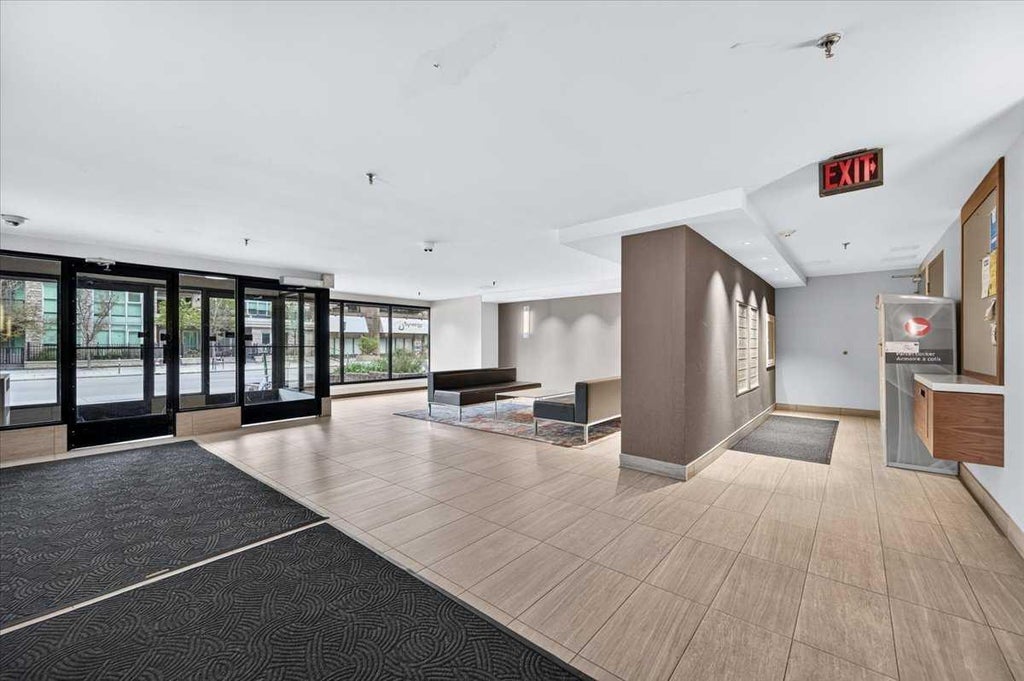 Photo of 735 12 Avenue SW #402, Calgary, AB T2R 1J7 (MLS # A2345184)