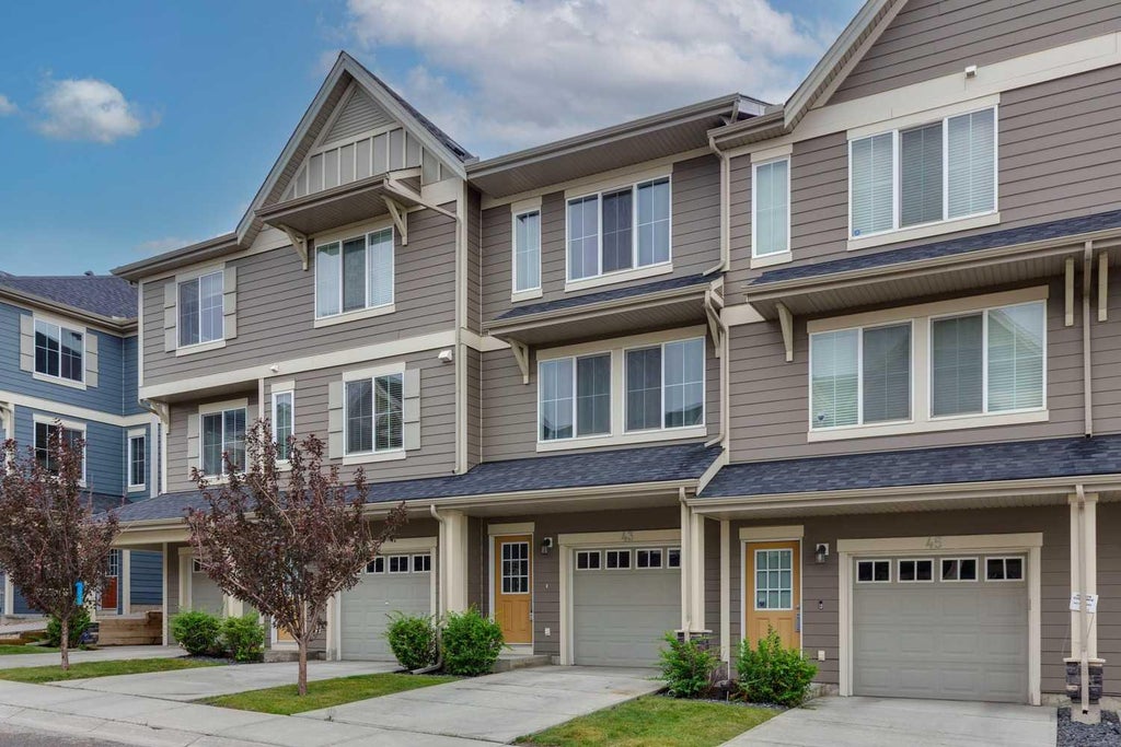 Photo of 43 Kinlea Common NW, Calgary, AB T3R 0S2 (MLS # A2336432)
