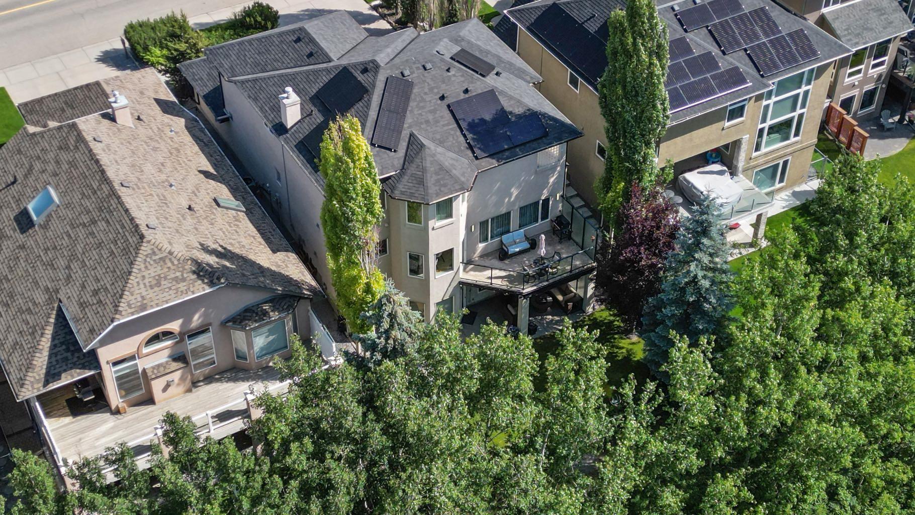 1458 Strathcona Drive SW