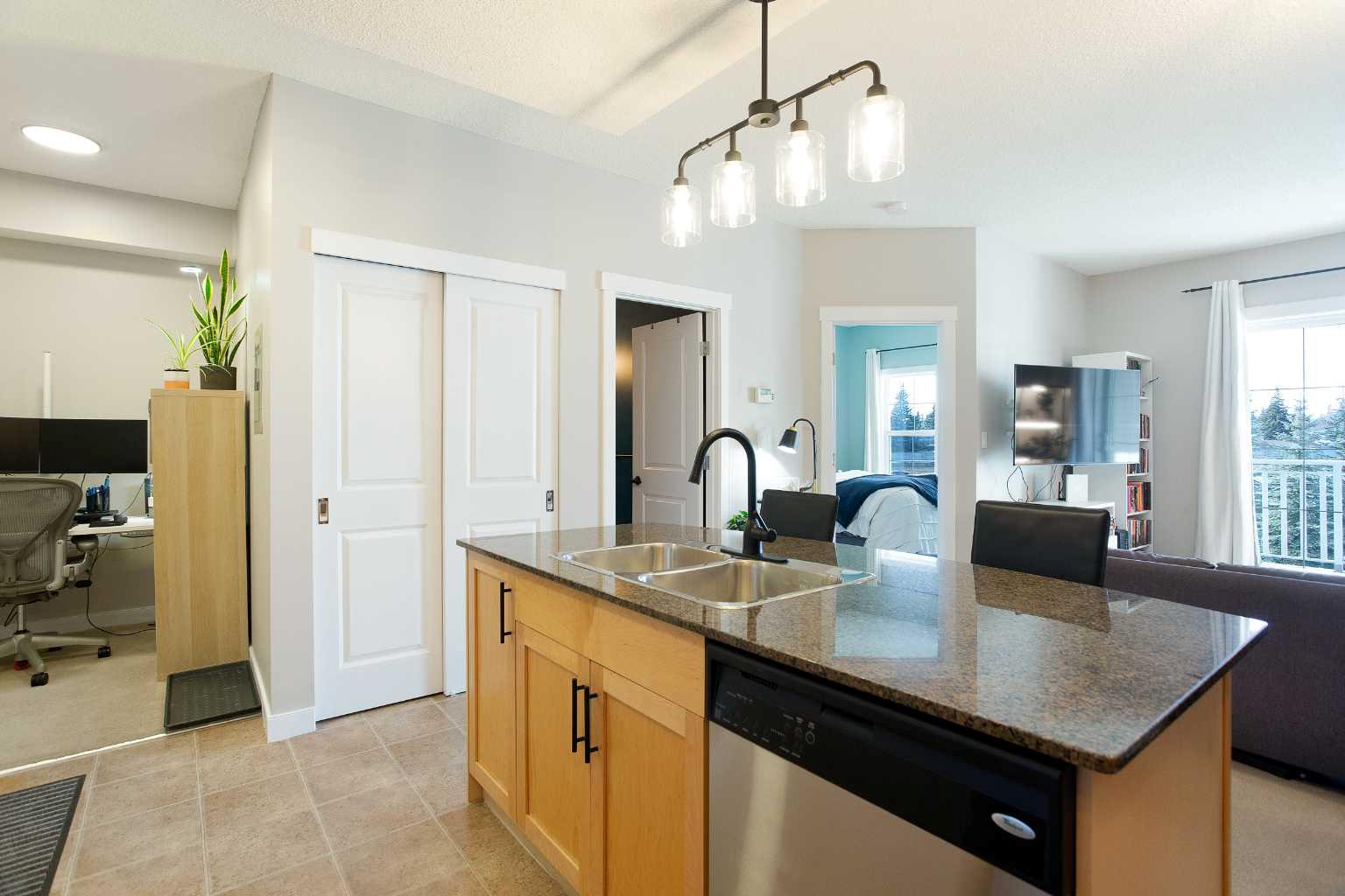 5605 Henwood Street SW 3114