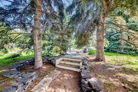 Tiny photo for 777 EAST LAKEVIEW Road, Chestermere, AB T1X 1B1 (MLS # A2330494)