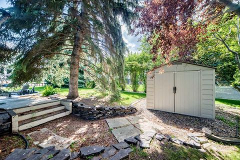 Tiny photo for 777 EAST LAKEVIEW Road, Chestermere, AB T1X 1B1 (MLS # A2330494)