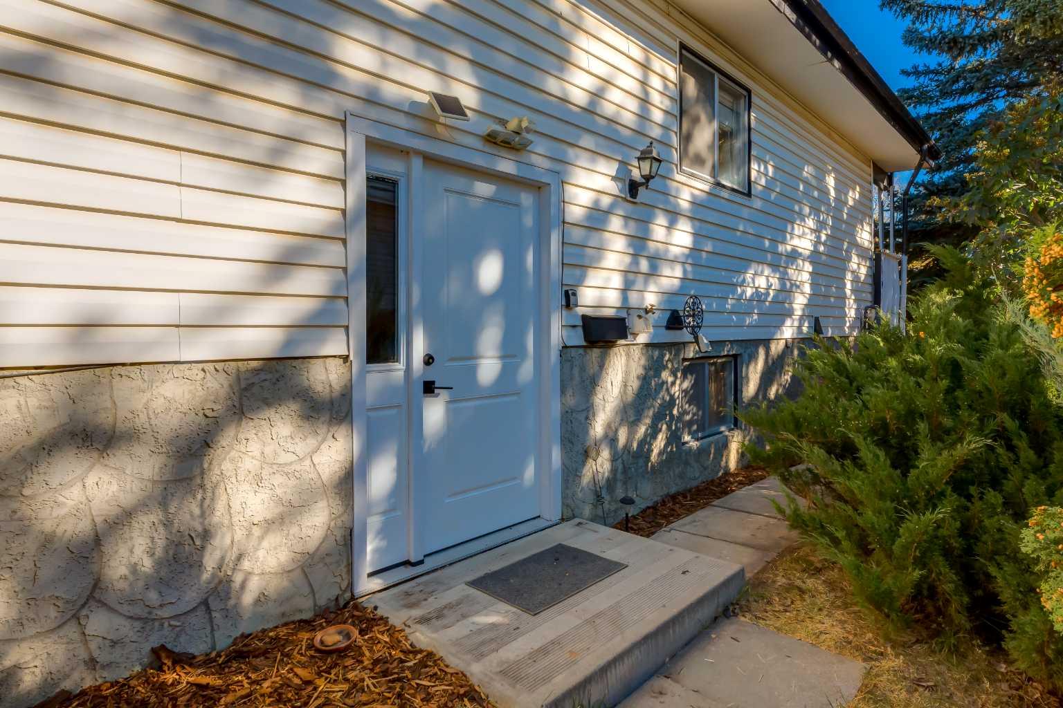 263 Silver Mead Close NW