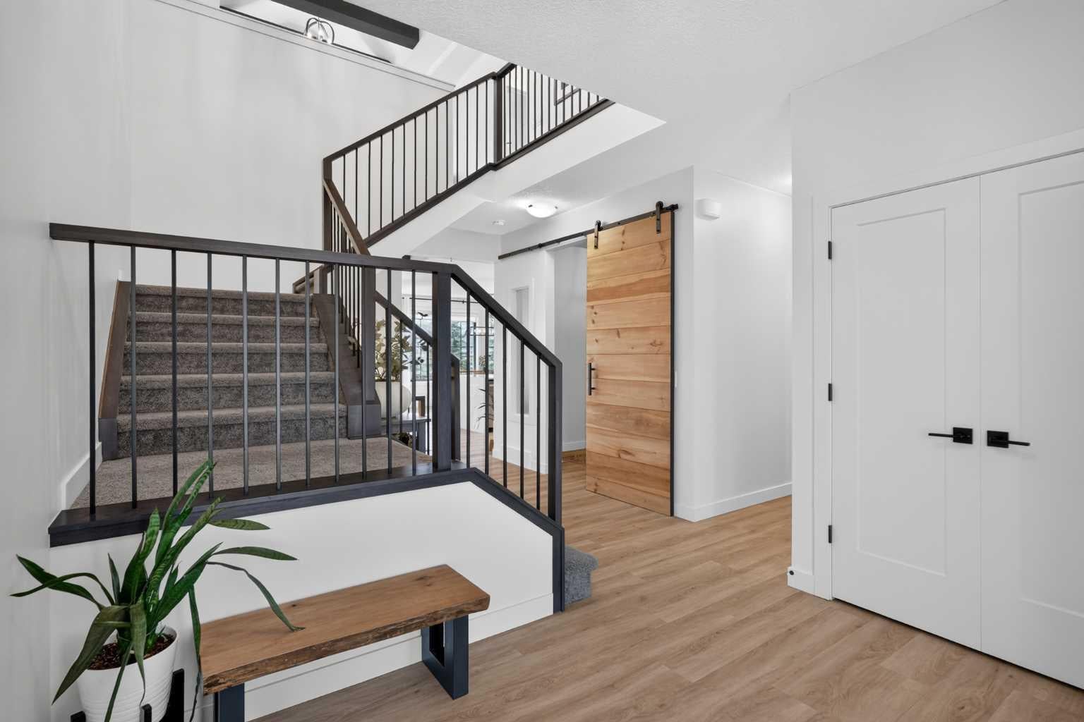 16 Legacy Manor SE