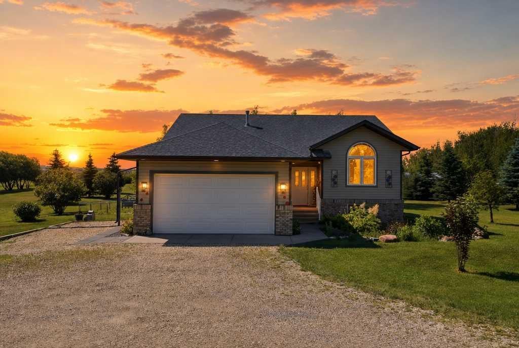 Photo of 253037 Township Road 432, Ponoka, AB T4J 1R2 (MLS # A2330685)