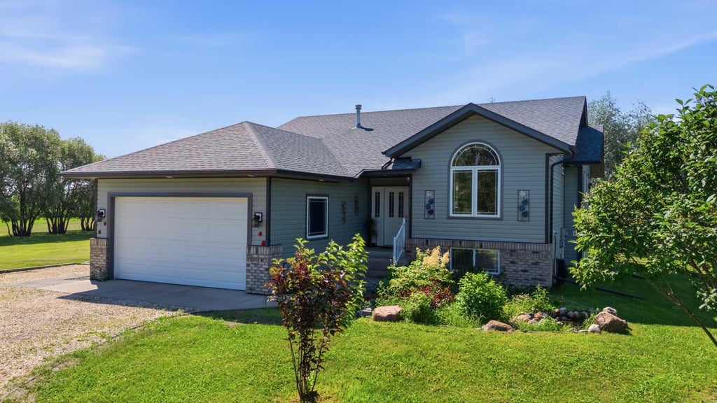 Photo of 253037 Township Road 432, Ponoka, AB T4J 1R2 (MLS # A2330685)