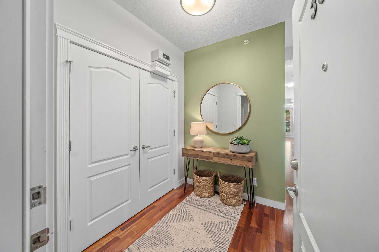 41 6 Street NE 304