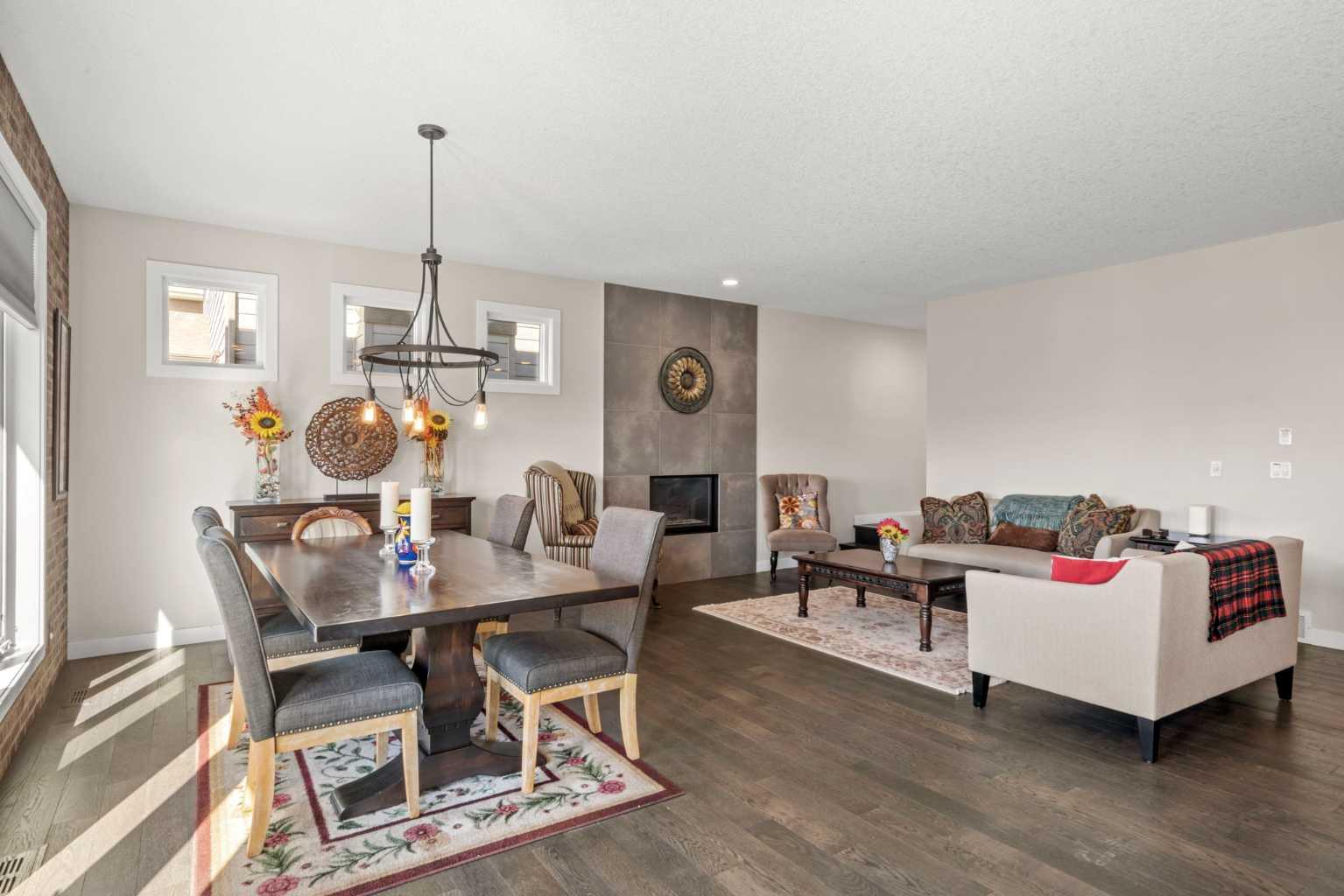 82 Cranbrook Crescent SE