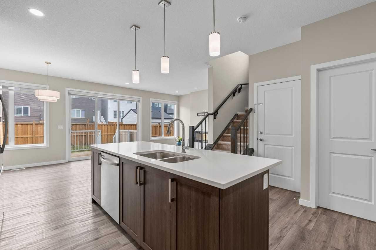 109 Mallard Grove SE
