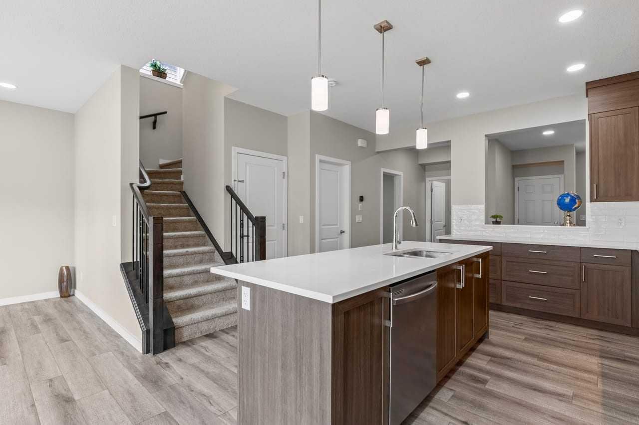 109 Mallard Grove SE