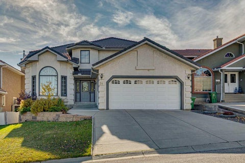 Photo of 24 Signature Point SW, Calgary, AB T3H 3B9 (MLS # A2354113)