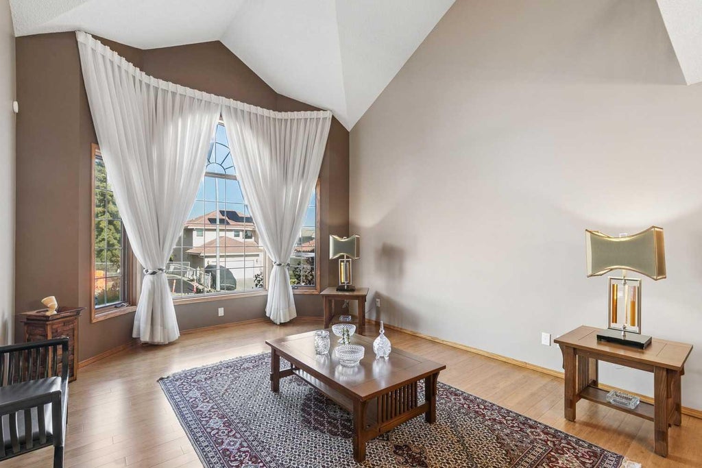 Photo of 24 Signature Point SW, Calgary, AB T3H 3B9 (MLS # A2354113)