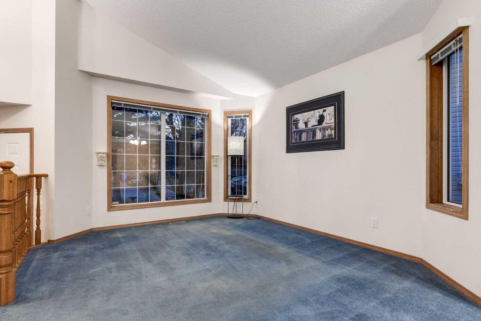 26 SOMERCREST Circle SW