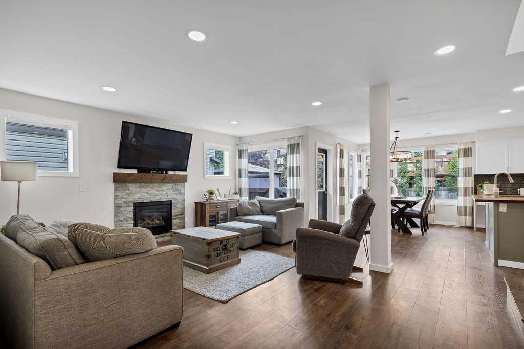 Photo of 322 Tuscany Drive NW, Calgary, AB T3L 2W6 (MLS # A2336690)