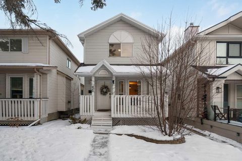 432 56 Avenue SW Calgary AB T2V 0G5