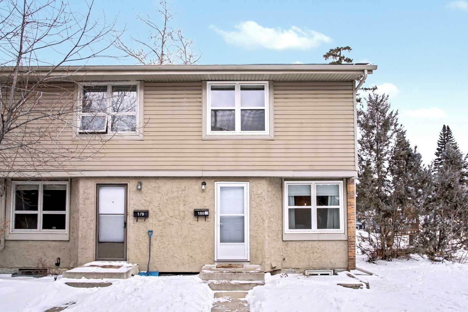 123 Queensland Drive SE 180