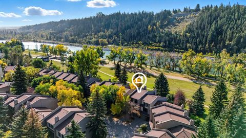 3839 Point Mckay Road NW Calgary AB T3B 4V7