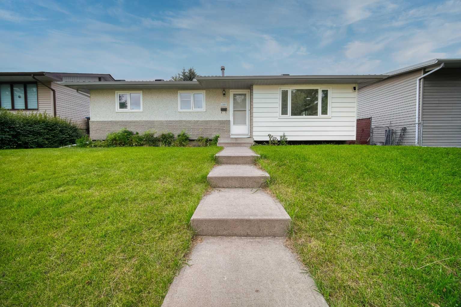 3307 Boulton Road NW