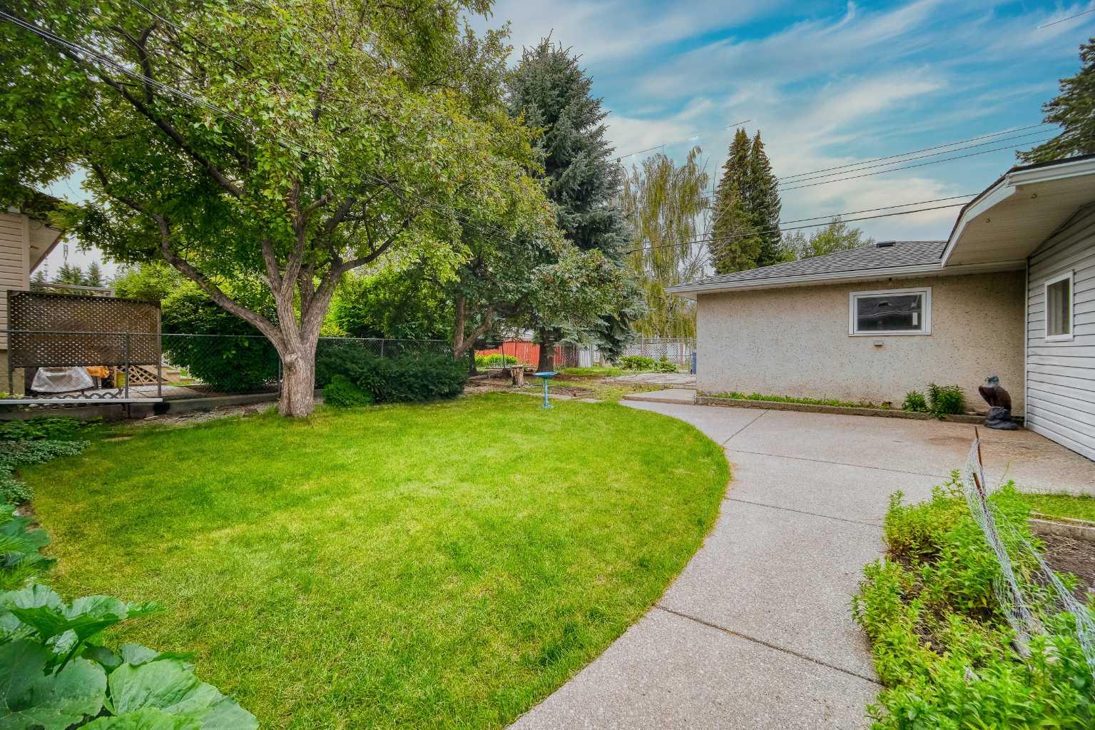 3307 Boulton Road NW