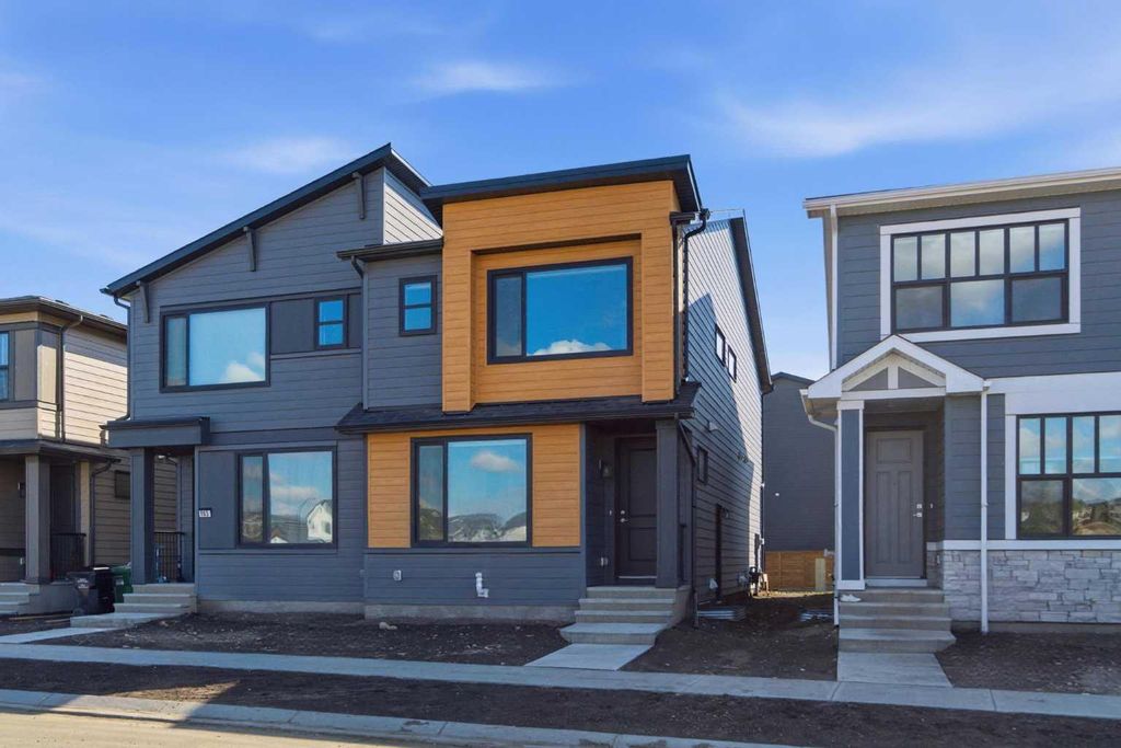Photo of 107 Royston Way NW, Calgary, AB T3L 0M4 (MLS # A2323981)