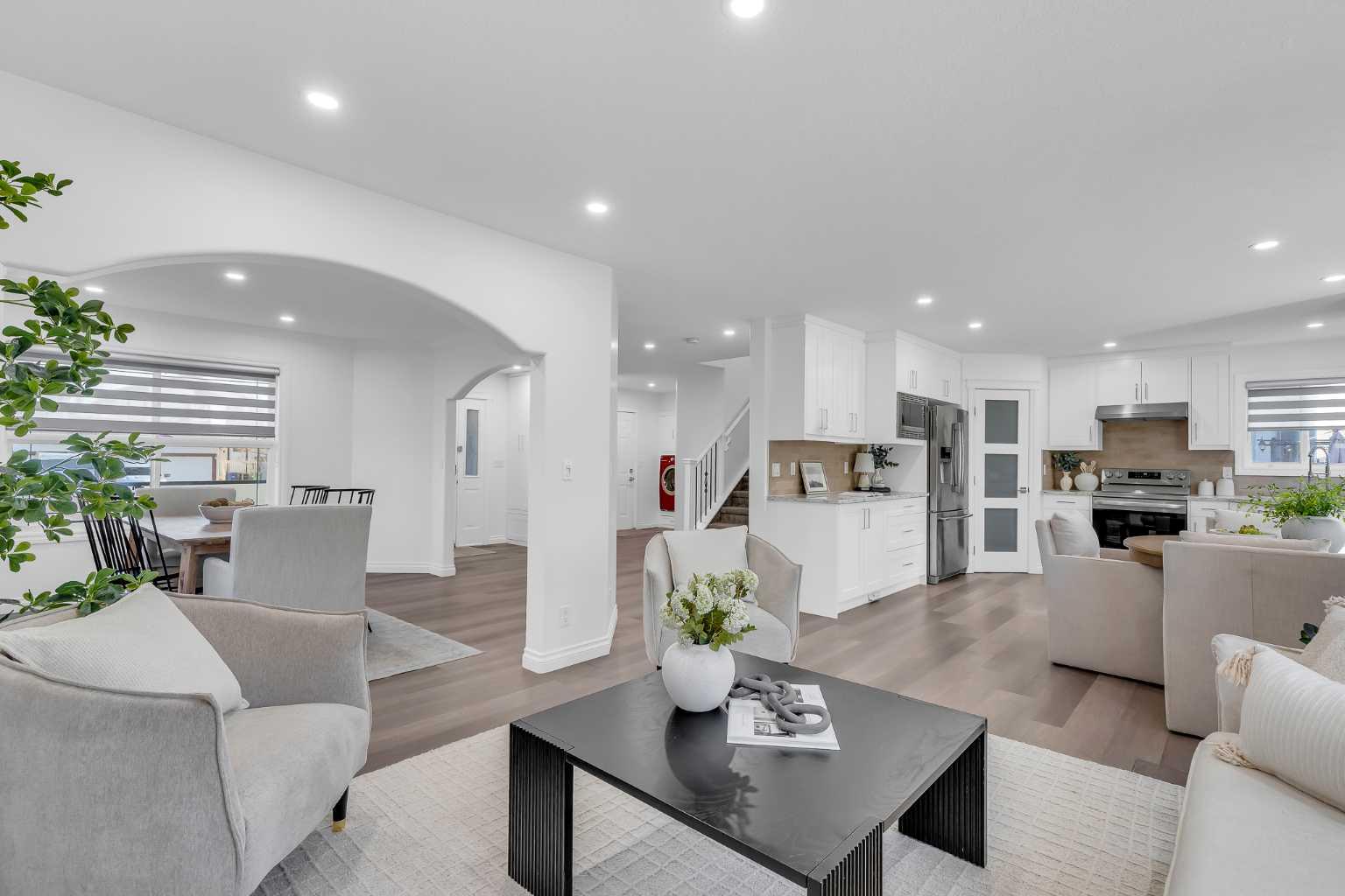80 Canoe Square SW