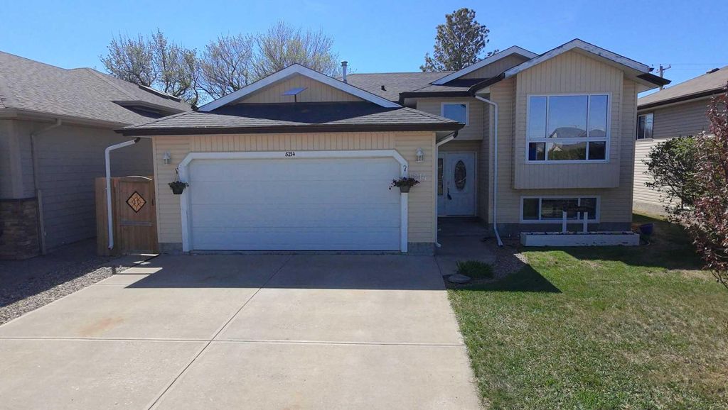 Photo of 5214 45 Avenue, Taber, AB T1G 1B4 (MLS # A2310500)