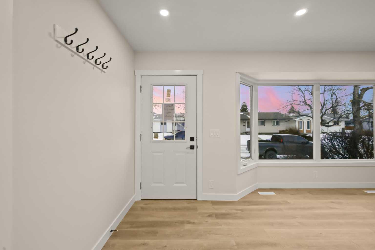 219 Pinemill Road NE