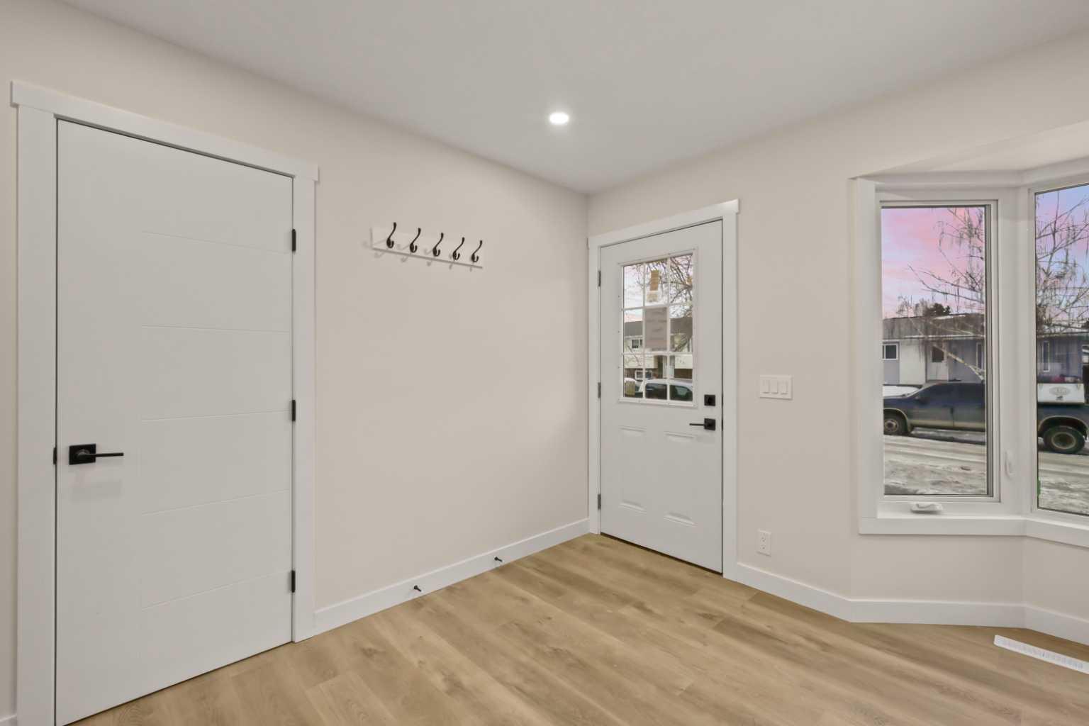 219 Pinemill Road NE