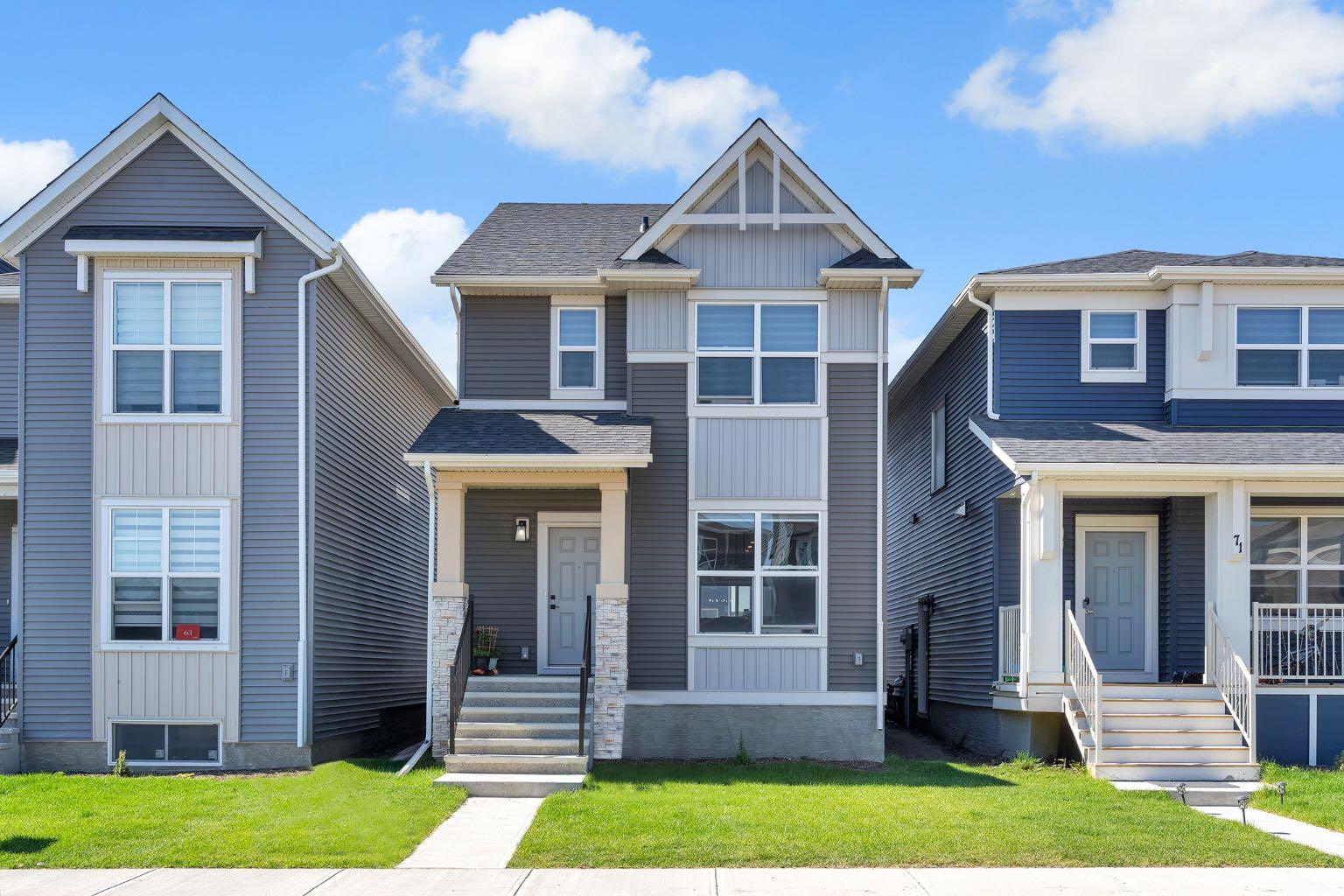 67 Corner Glen Gardens NE