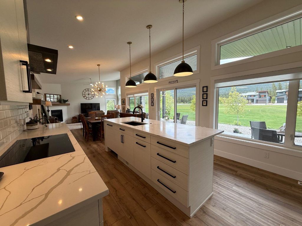 Photo of 4962 Riverside Drive, Out of Province_Alberta, BC V0B 1L1 (MLS # A2310809)