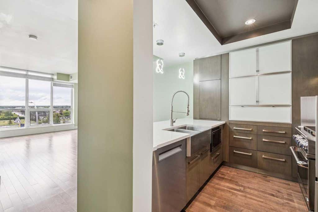 Photo of 10 Shawnee Hill SW #303, Calgary, AB T2Y 0E1 (MLS # A2320317)