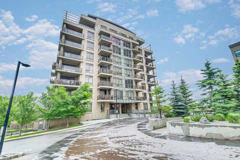 Photo of 10 Shawnee Hill SW #303, Calgary, AB T2Y 0E1 (MLS # A2320317)