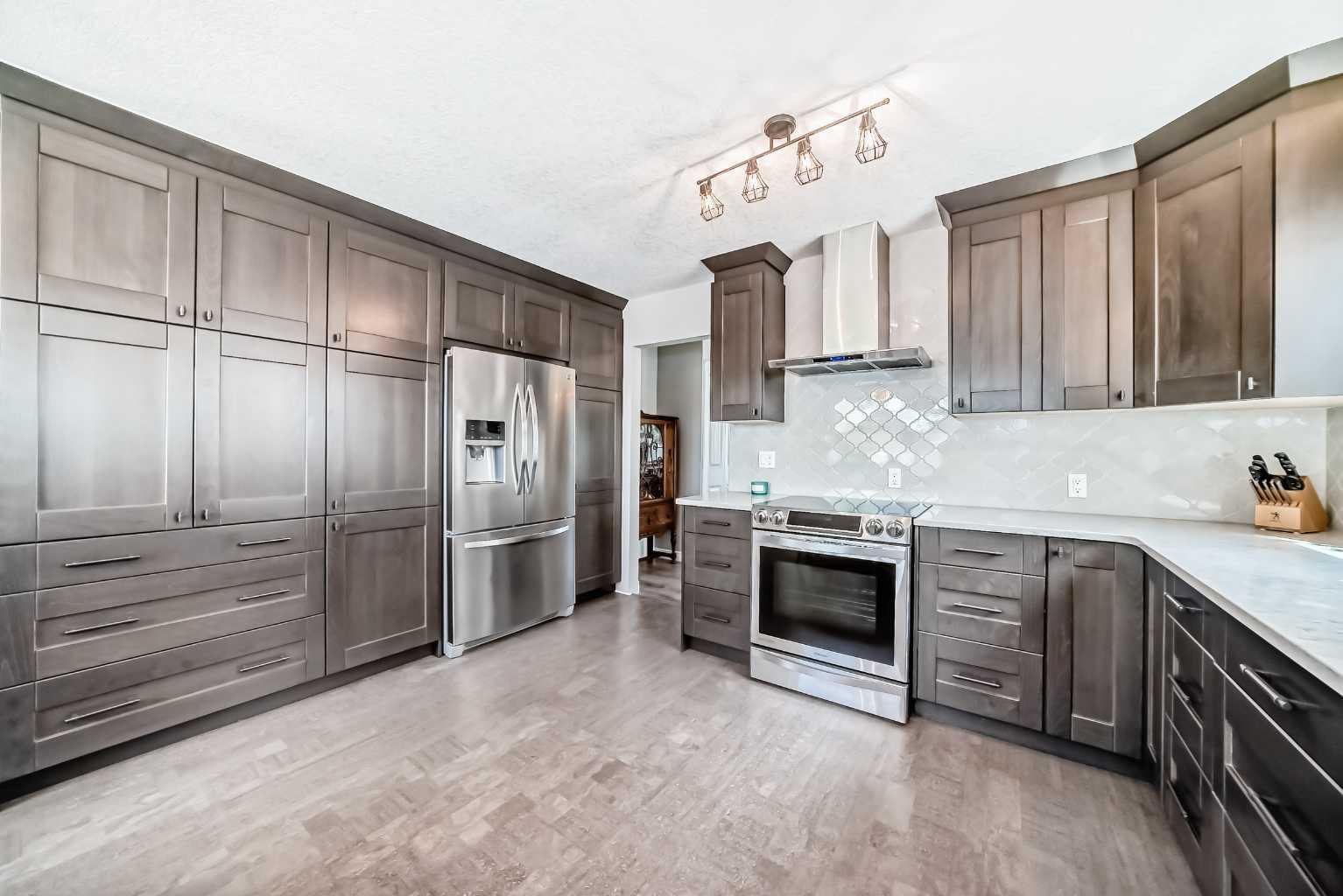 19 Cedardale Hill SW