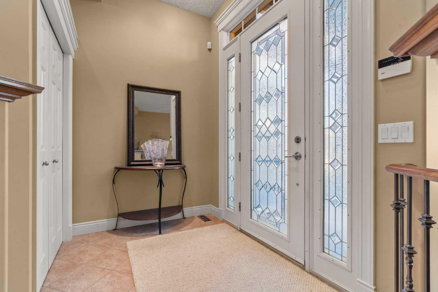 14 MCKENZIE LAKE Island SE