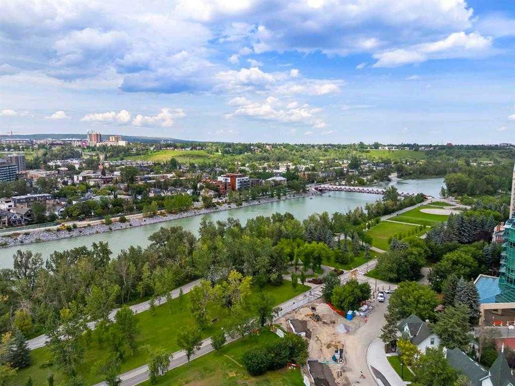 888 4 Avenue SW 601, 611