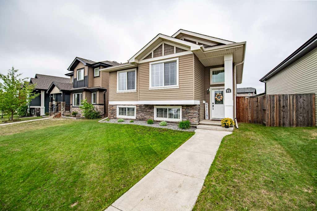 Photo of 91 Timberstone Way, Red Deer, AB T4P 0N5 (MLS # A2316790)