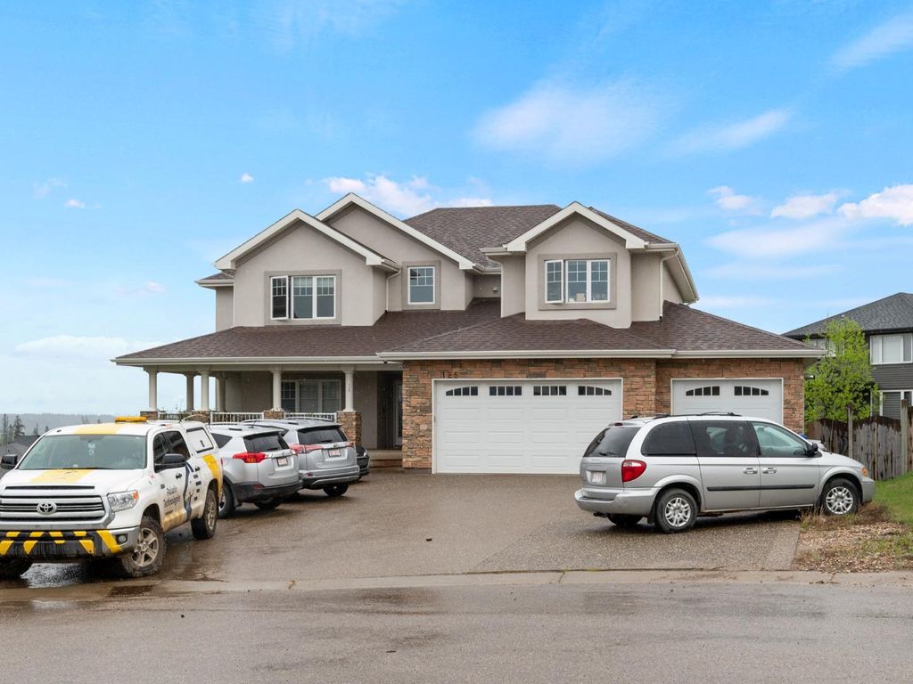 Photo of 125 Pintail Place, Fort McMurray, AB T5N 0Y9 (MLS # A2288243)