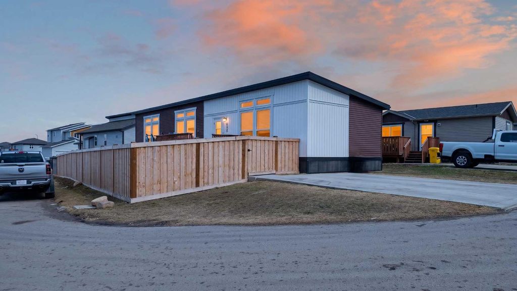 Photo of 11850 84 Avenue #134, Grande Prairie, AB T8W 0M4 (MLS # A2305626)