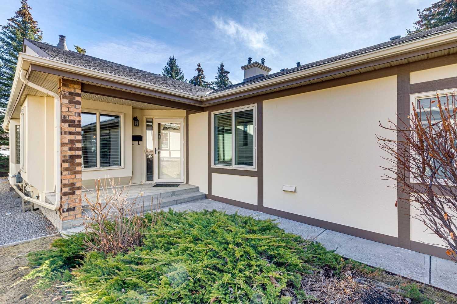 22 Confederation Villas NW