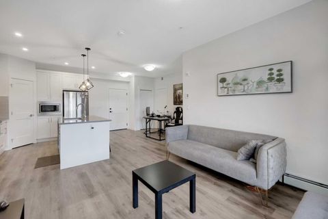20 Sage Hill Walk NW 311 Calgary AB T3R 1Z5