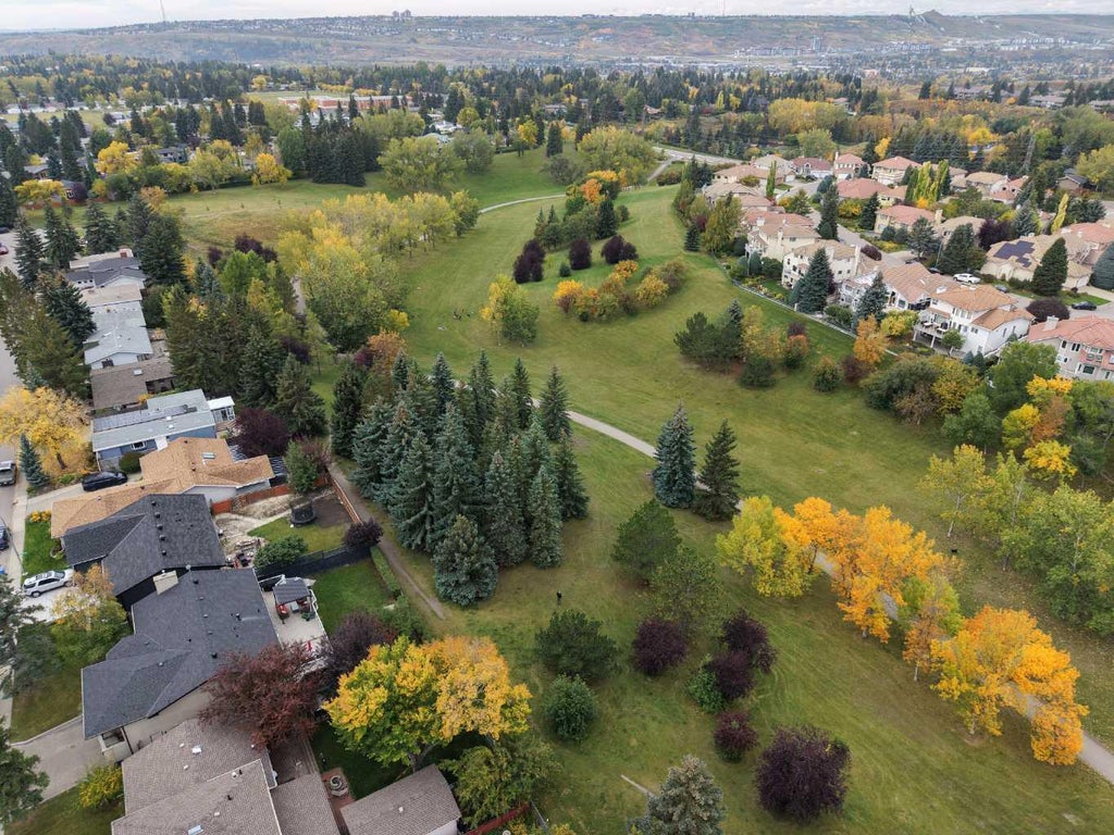 Photo of 5011 Viceroy Drive NW, Calgary, AB T3A 0V2 (MLS # A2347823)