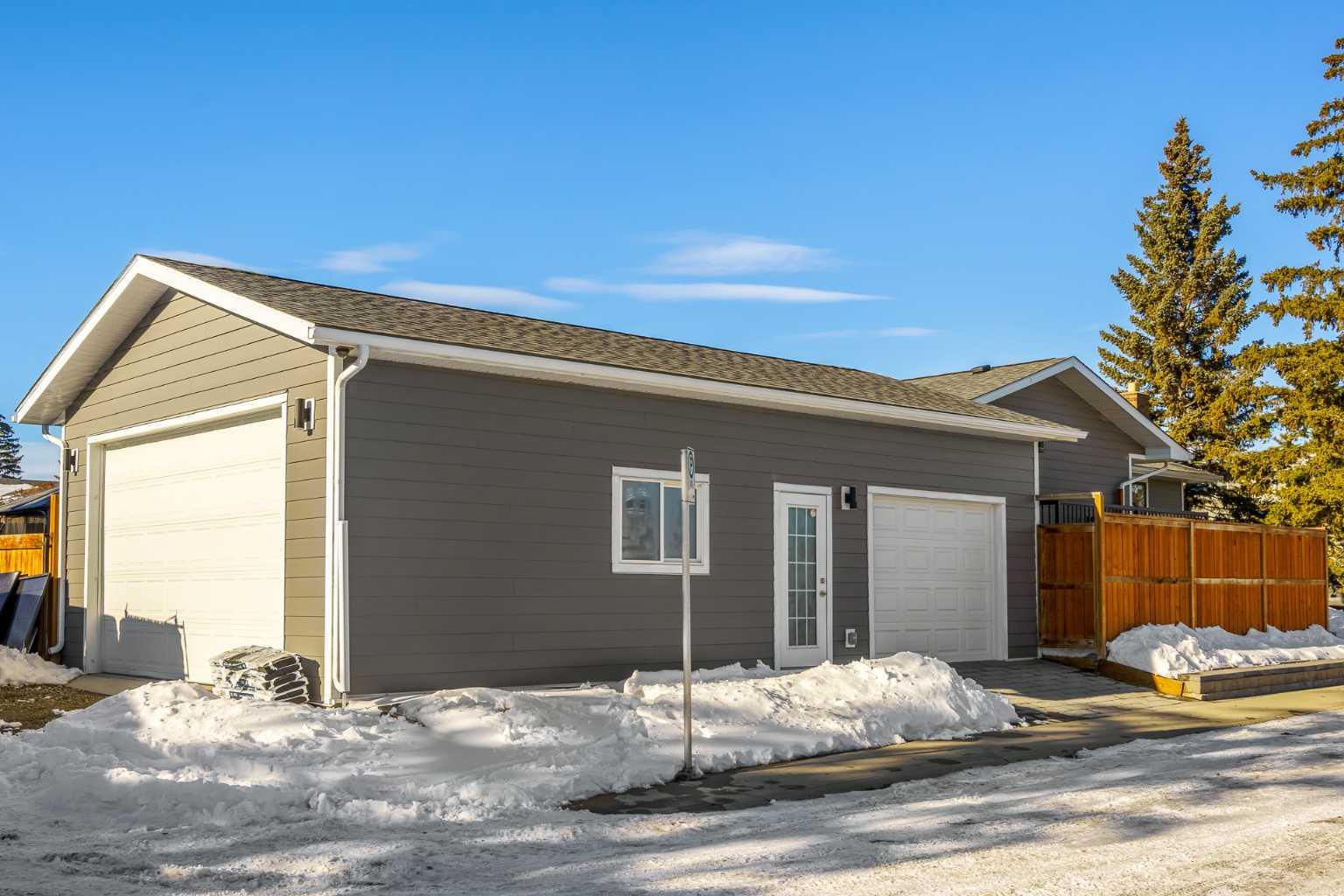 119 Silvercreek Close NW