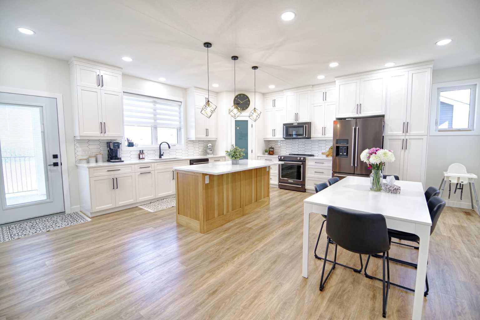 1018 7 Street W