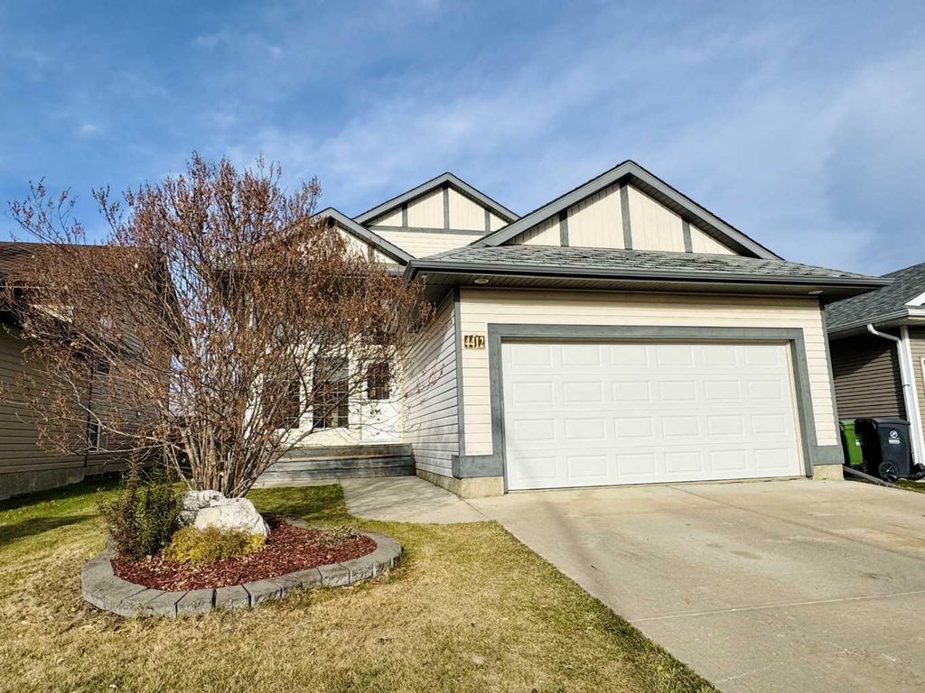 Photo of 4412 58 Street Close, Rocky Mountain House, AB T4T 0A4 (MLS # A2264203)