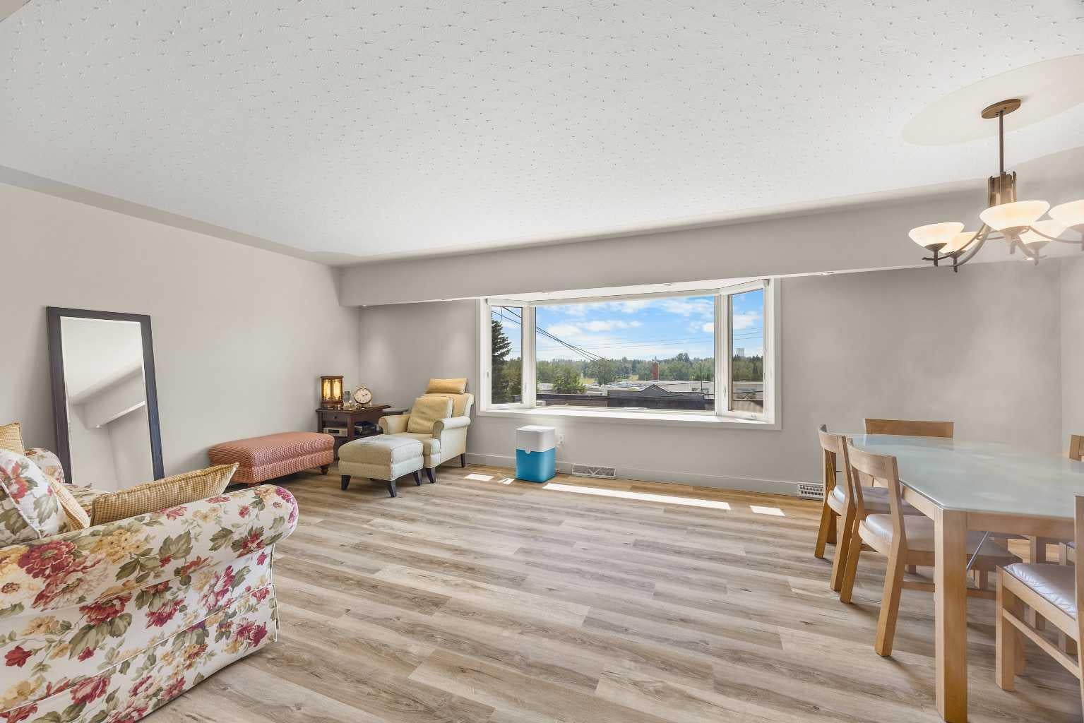 35 Collingwood Place NW