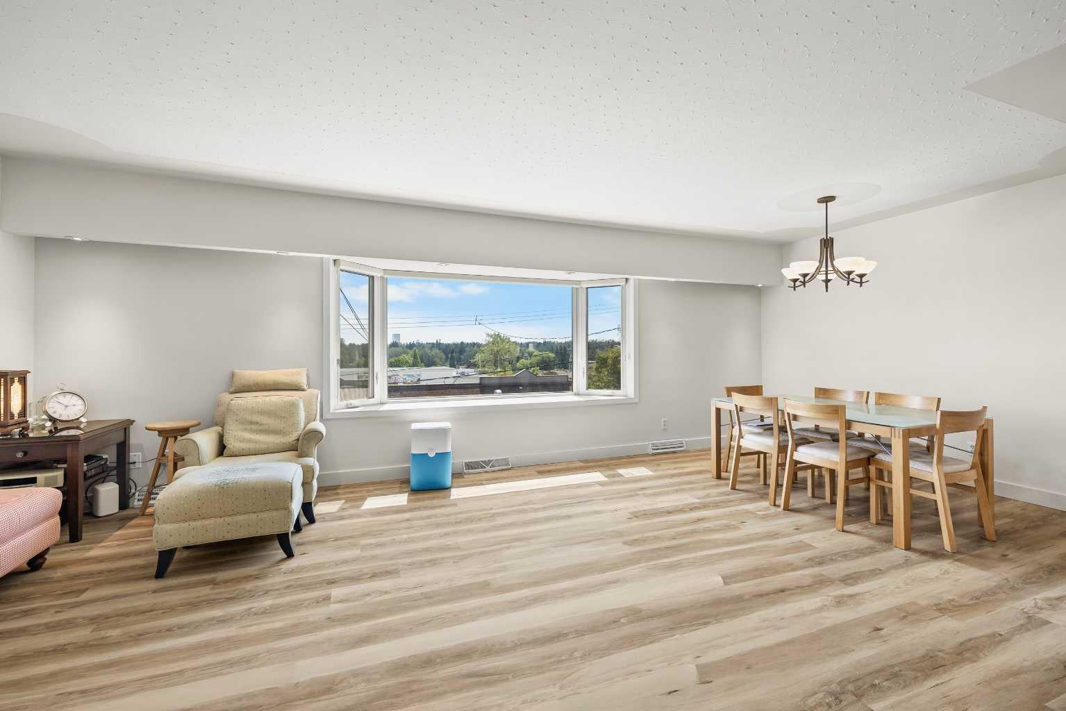 35 Collingwood Place NW