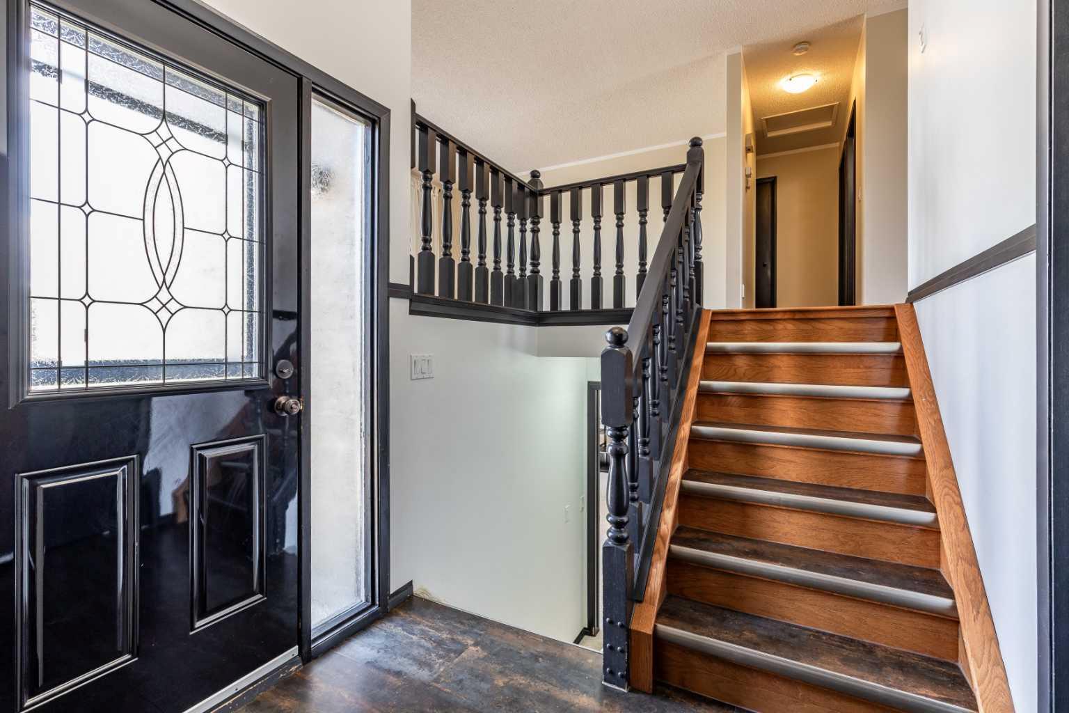 20 Carter Crescent SE