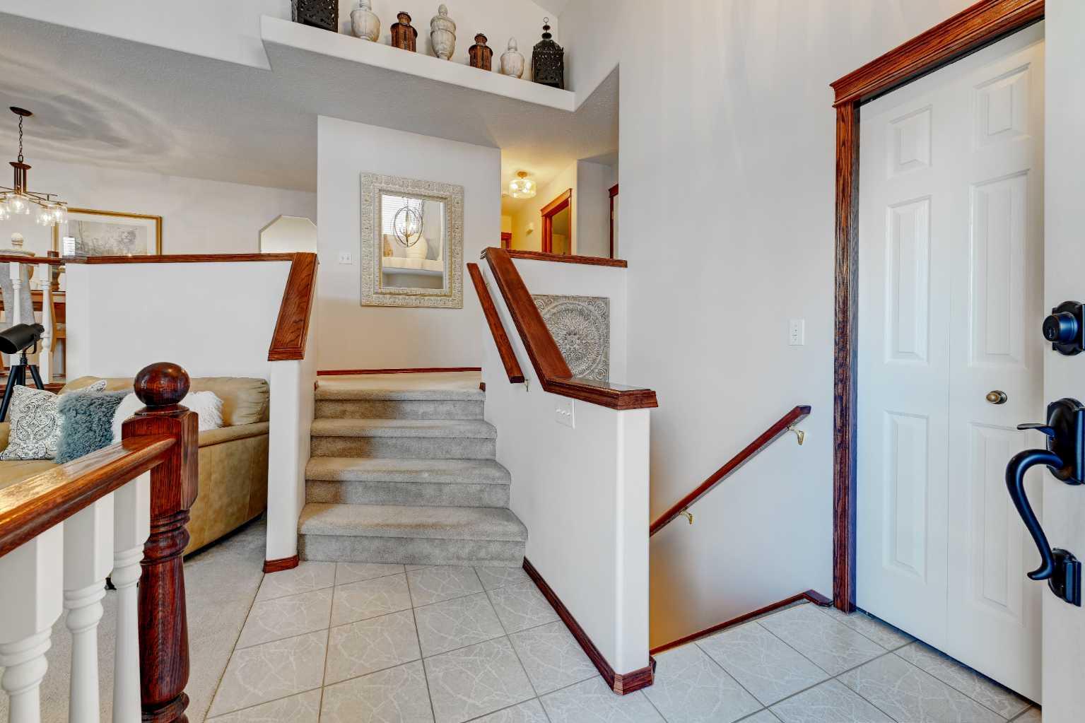 6558 Sierra Morena Boulevard SW